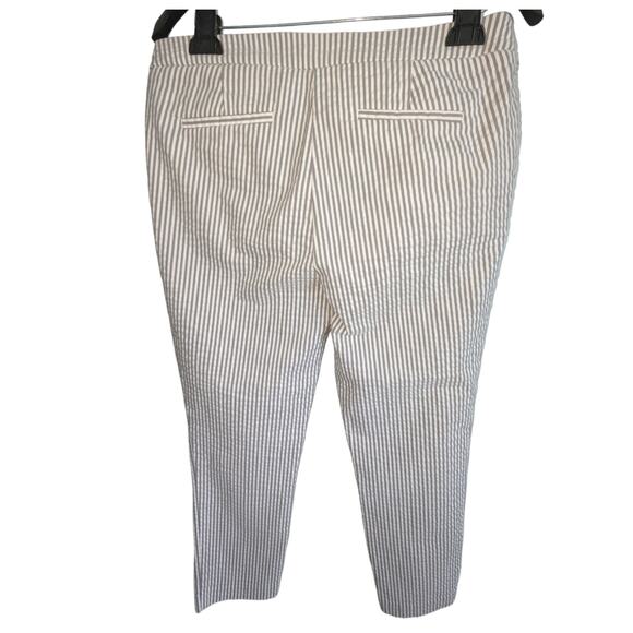 Jones New York Womens 12 Gray White Pants Vertical Stripes Cropped Eye Hook - Picture 2 of 13